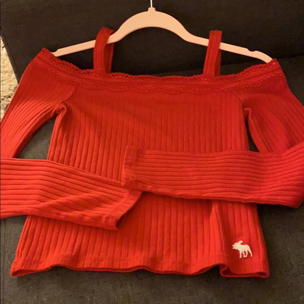 Abercrombie Off Shoulder Red ribbed shirt Sz 11/12
